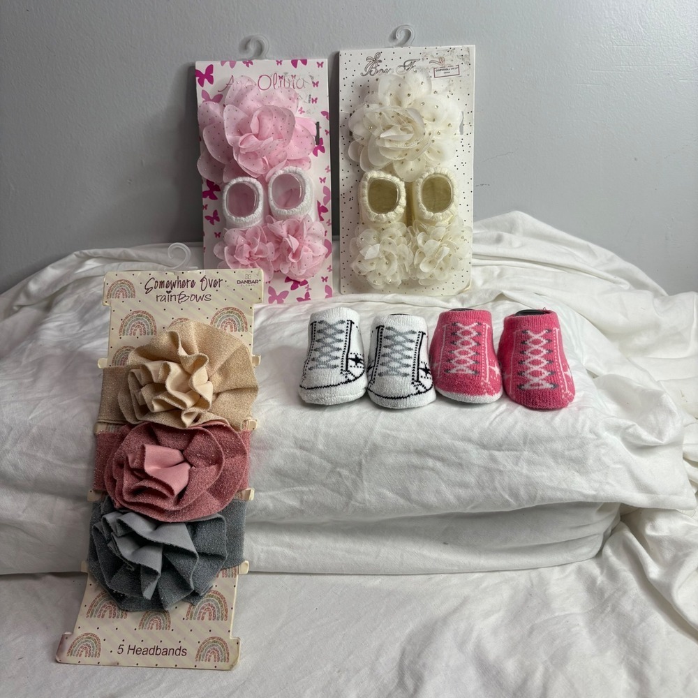 Baby Headbands Socks Gift Set Newborn Girl Flower Lace Infant Booties Headwear